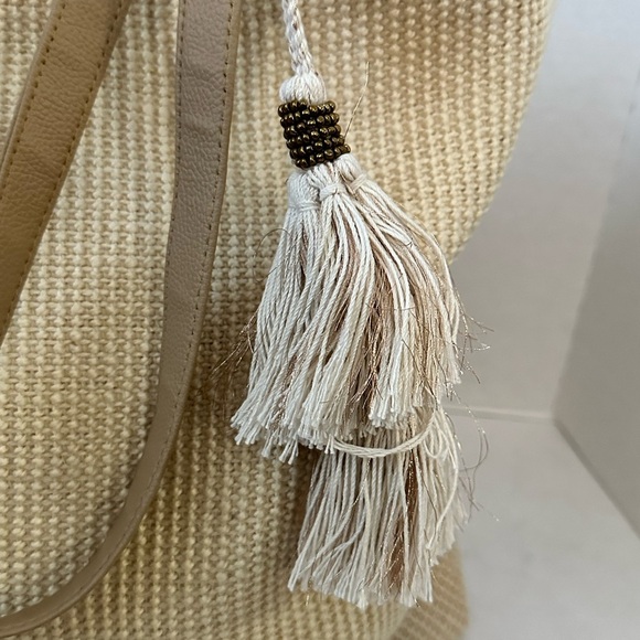 Shiraleah Cream and Tan Tote with Tassel - Picture 2 of 4